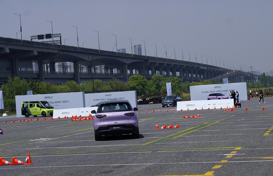 gelly EX2, geely E2 | Avtor: Matija_Janežič