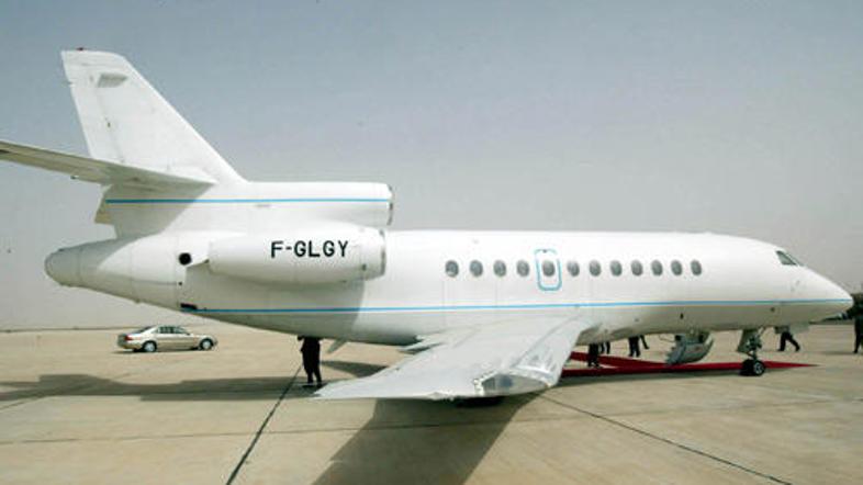 Javno odpiranje ponudb za falcona je bilo ob 13. uri.