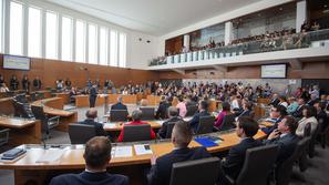 Ustanovna seja državni zbor parlament dz