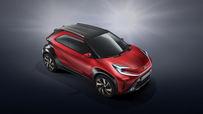 Toyota aygo cross X prologue
