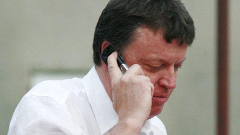 Rok za oddajo neobvezujočih ponudb je začetek februarja.