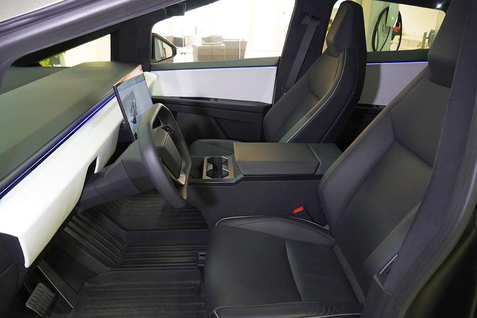 Tesla Motors cybertruck, električni polotovornjak | Avtor: Matija_Janežič