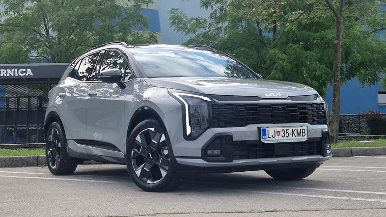 Prenovljena kia sportage