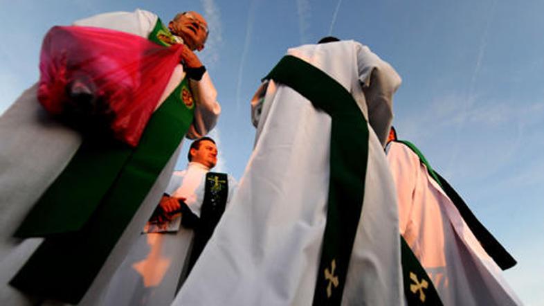 Rimskokatoliška cerkev je sicer kljub veliki izgubi vernikov še vedno največja c