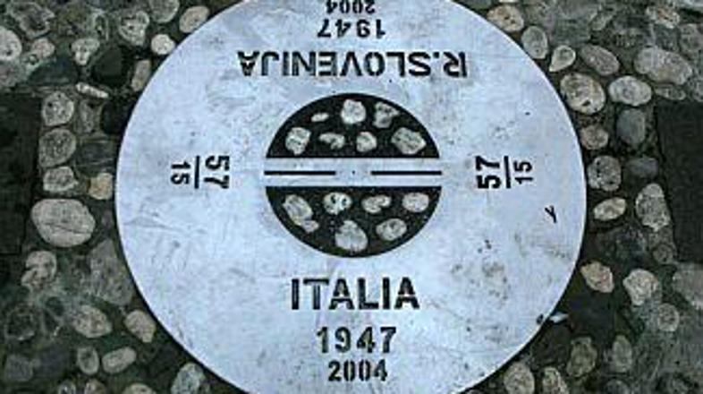 Meje ni več, napetosti so ostale.