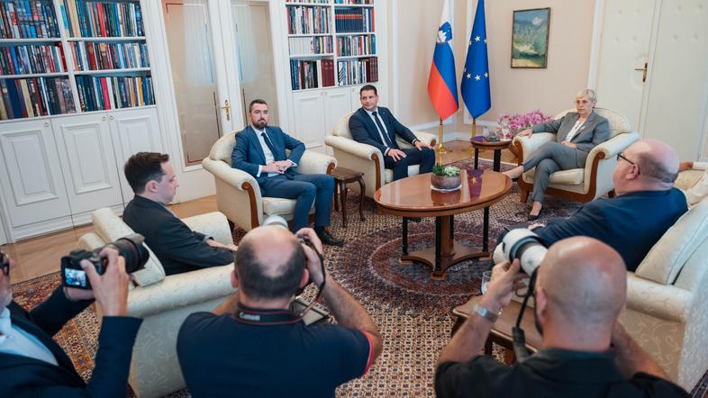 Nataša Pirc Musar z opozicijo