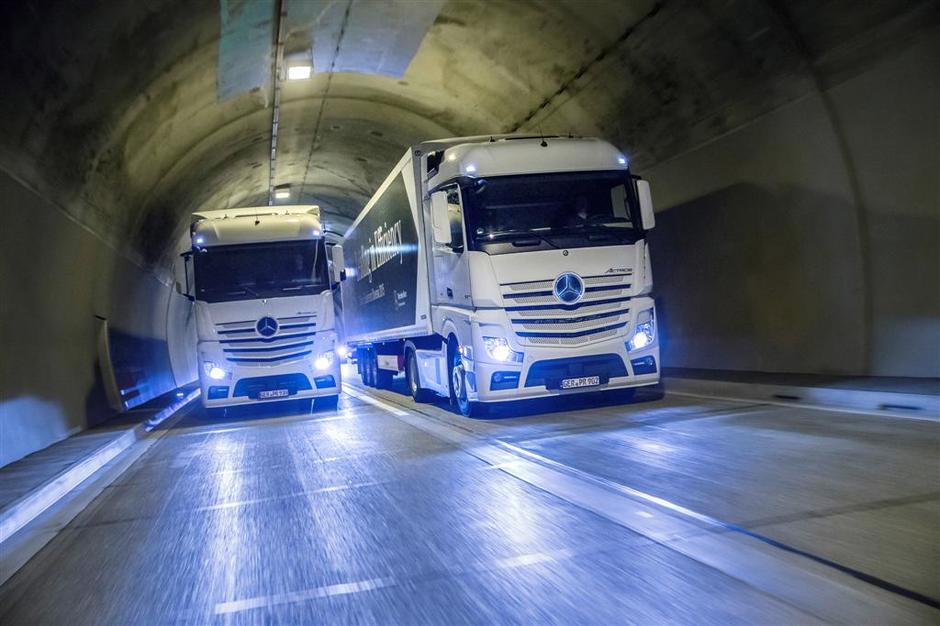 Mercedes-Benz actros | Avtor: Mercedes-Benz AG