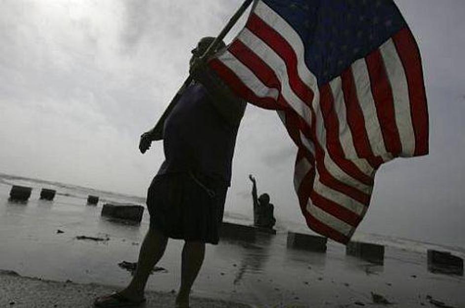 V težkih trenutkih za ameriški narod je na plano znova privrel patriotizem. Amer