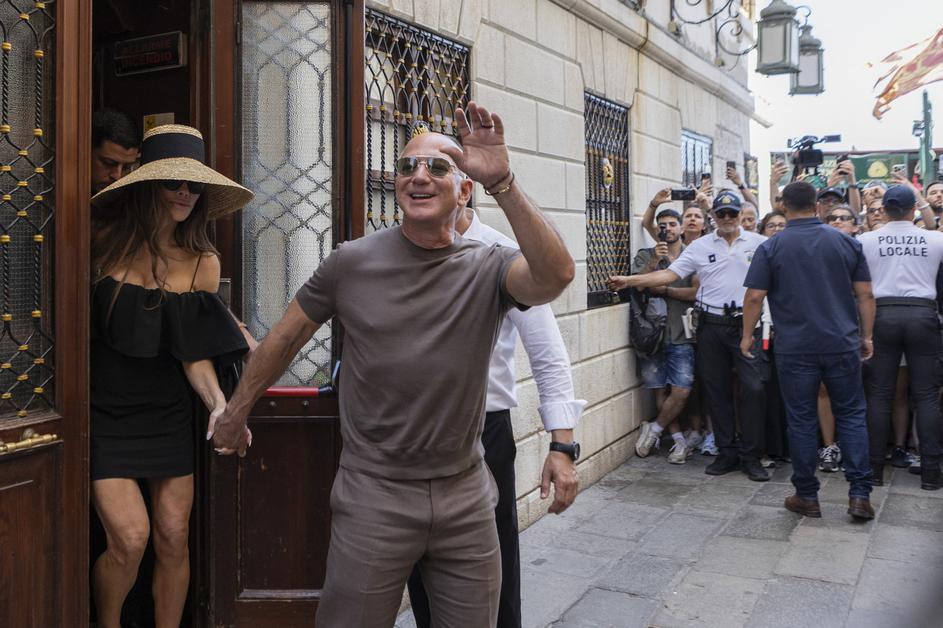 Poroka Jeffa Bezosa v Benetkah