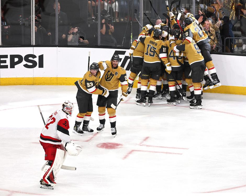 Vegas Golden Knights : Carolina Hurricanes | Avtor: Profimedia