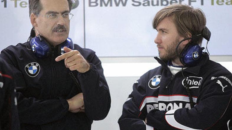 Mario Theissen na testiranj v pogovoru z Nickom Heidfeldom.