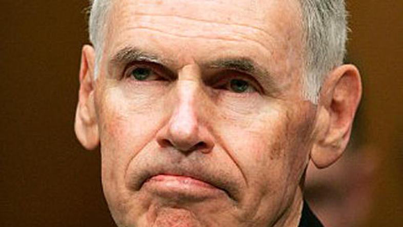 Poveljnik sil v Iraku, admiral William Fallon, je po tem, ko ni našel skupnege j