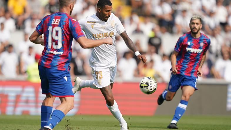 Anderson Silva Vitória Guimarães  Hajduk Split