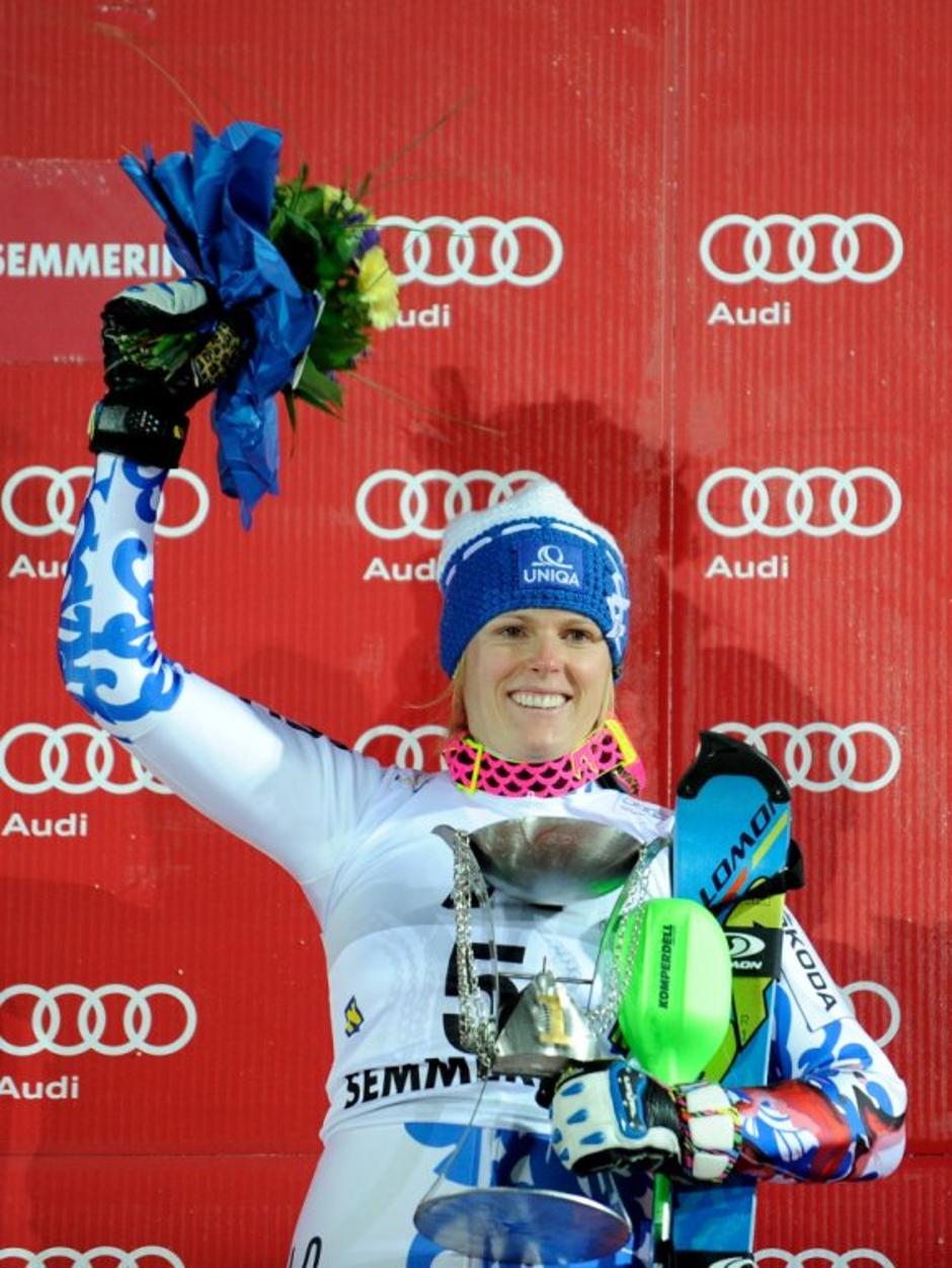 Velez Zuzulova Semmering slalom svetovni pokal alpsko smučanje stopničke | Avtor: EPA