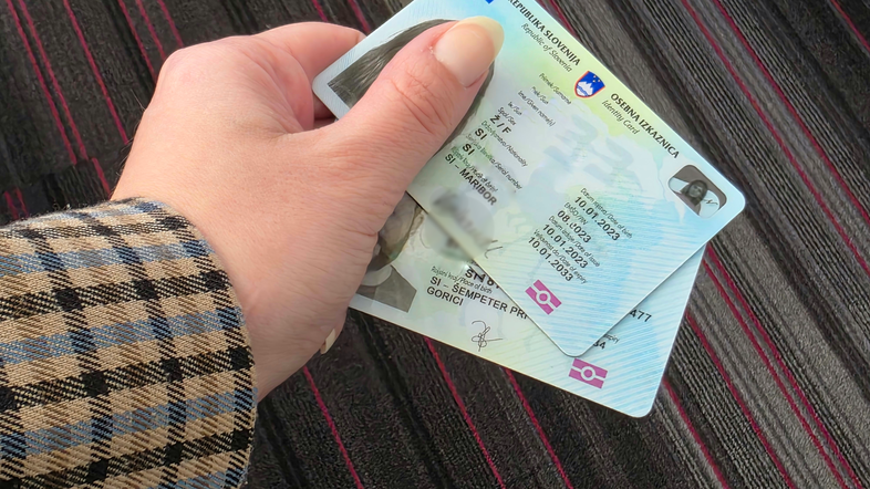 Biometrične izkaznice