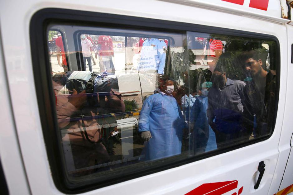 Strmoglavljenje letala | Avtor: Epa