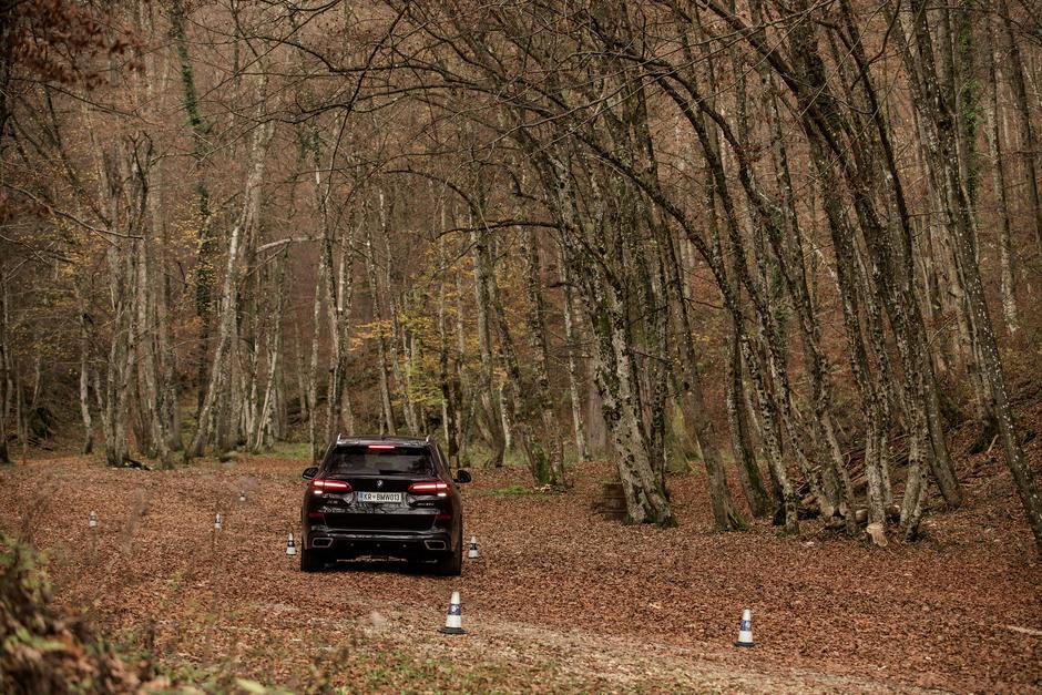 BMW X5 | Avtor: Žiga Intihar/BMW