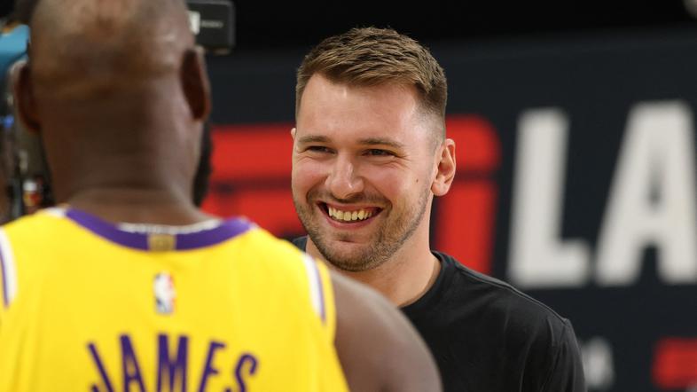Dončić LeBron James