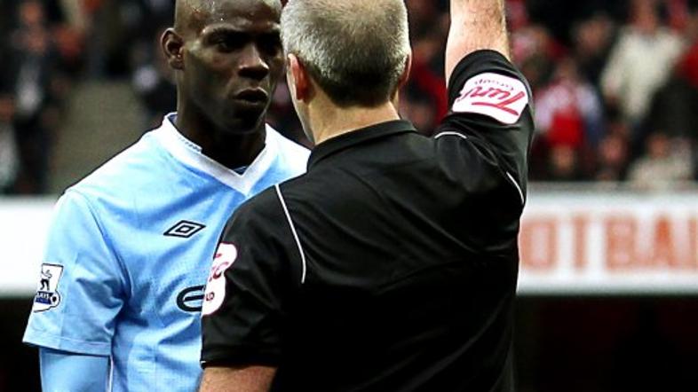 manchester city balotelli rdeči karton