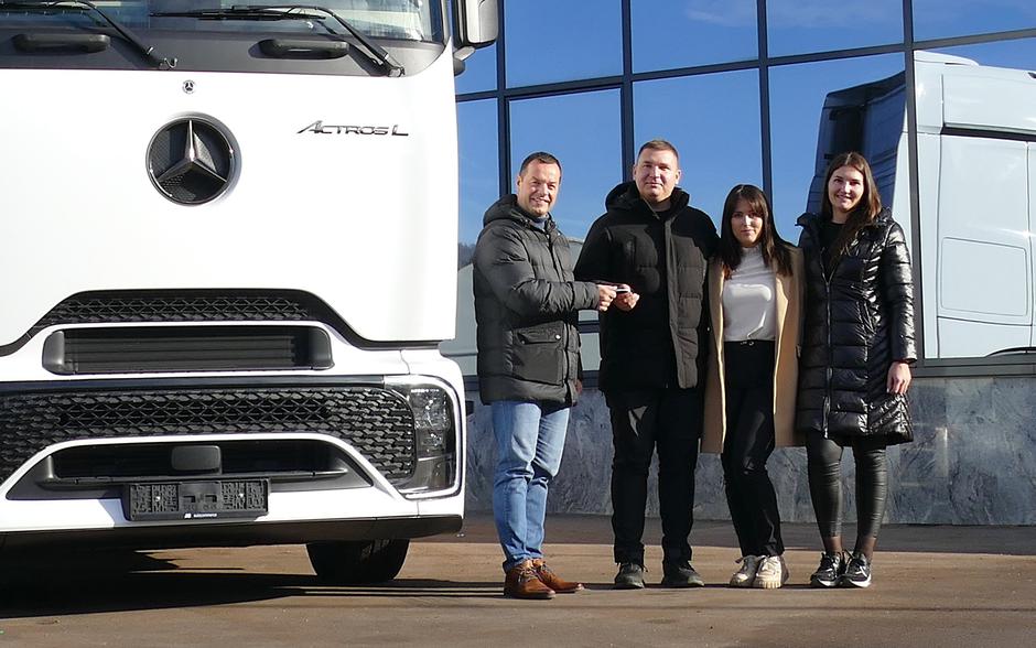 Mercedes-Benzov tovornjak actros L | Avtor: Mercedes-Benz