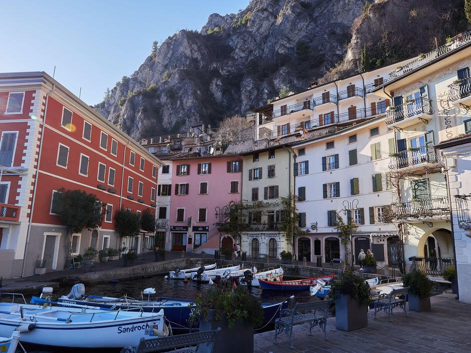 gardsko jezero Sirmione italija | Avtor: Profimedia