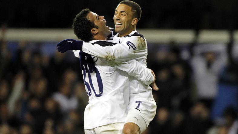 Aaron Lennon Sandro zmaga veselje slavje proslava proslavljanje