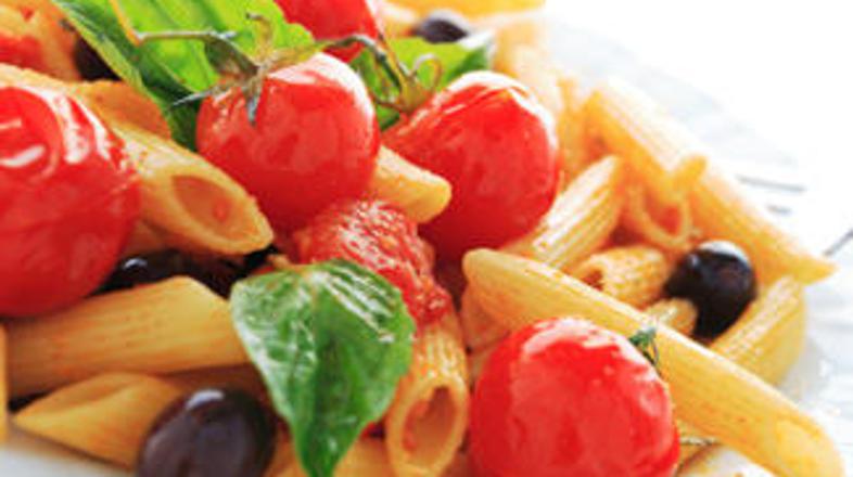 Mediteranska dieta varuje pred glavnimi kroničnimi boleznimi.