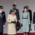 Nicolasa Sarkozyja, ki ga spremlja tudi francoska prva dama Carla Bruni Sarkozy,