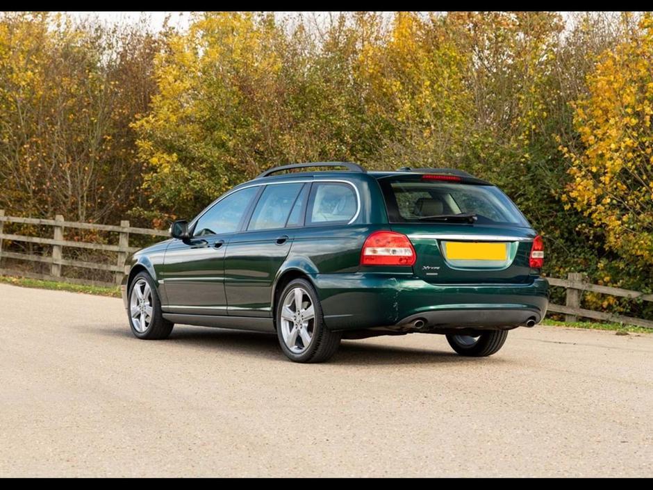 jaguar X-type kraljica Elizabeta II. | Avtor: Historics Auctioners promo