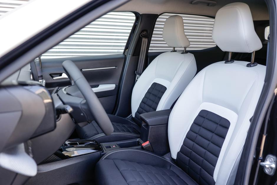 Citroen C3 Aircross BEV | Avtor: Saša Despot