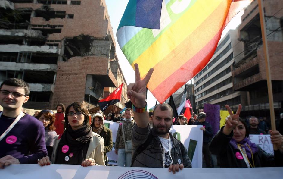 Parada ponosa Beograd 2010 izgredi huligani | Avtor: EPA