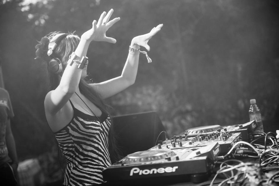 ECO festival razplesal z techno ritmi