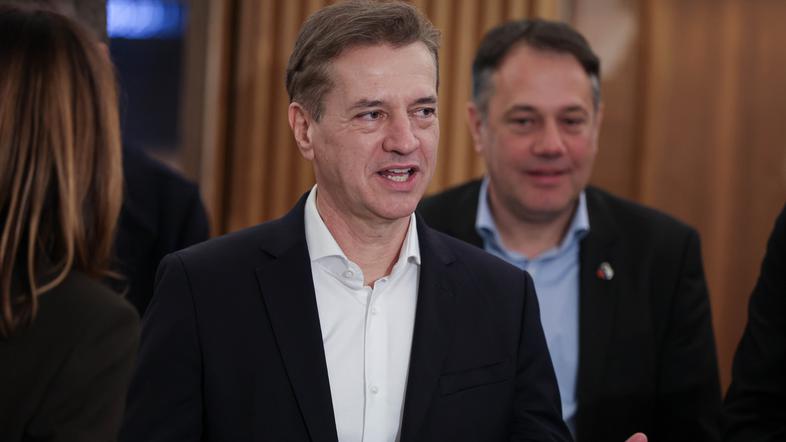 robert golob, matej arčon