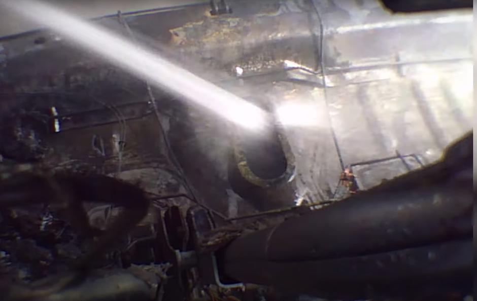 Odprtina za gasilce požar električni avto | Avtor: Renault