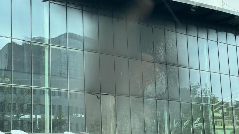 Posledice požara na gradbišču Ilirije