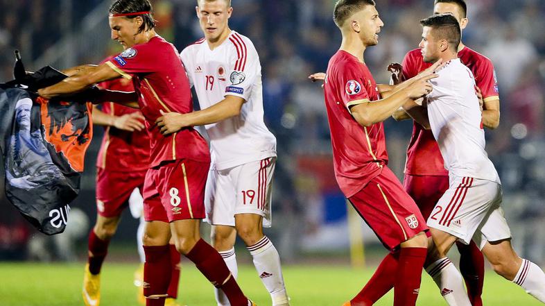 Gudelj Balaj Mitrović zračno plovilo dron velikoalbanska zastava stadion JNA Beo