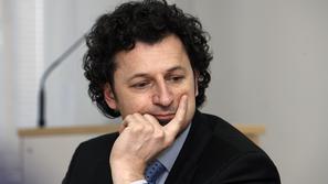 "Za zdaj ne predvidevamo dviga cen vinjet," pravijo na Vlačičevem ministrstvu za