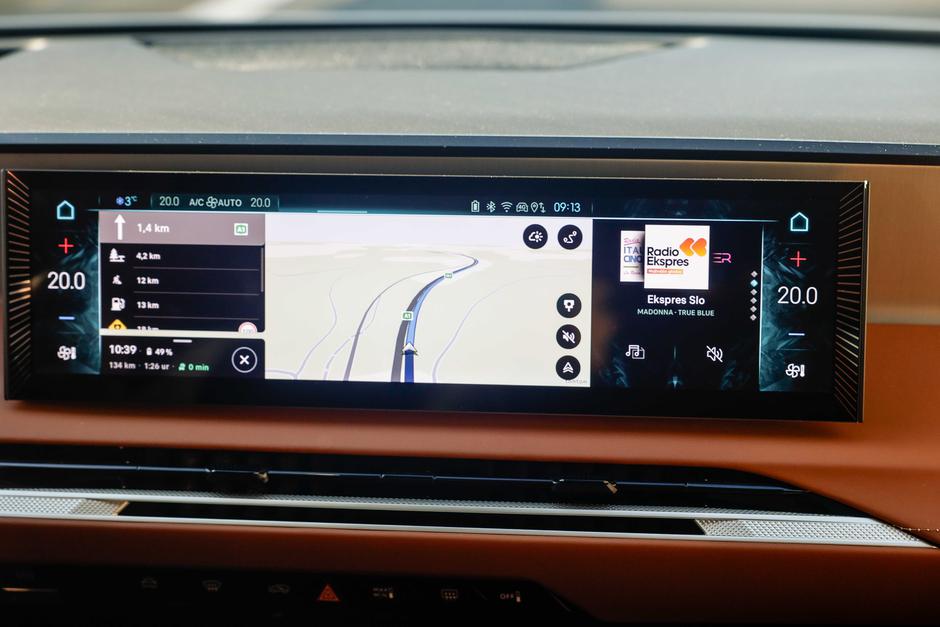 DS N°8 | Avtor: Saša Despot