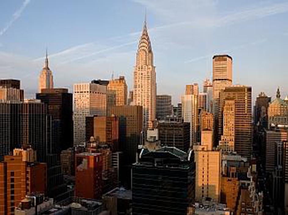 Zakaj bi na Manhattan poleteli, če se lahko vozimo trinajst tednov?