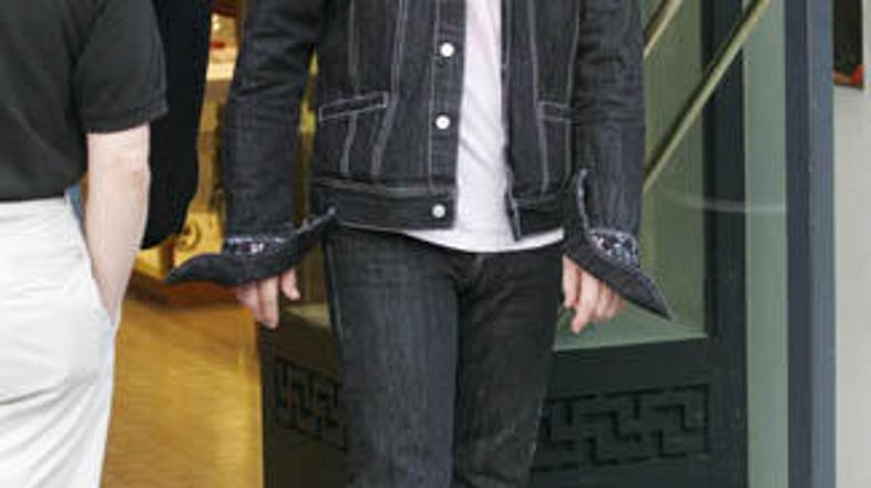 Zapravil si je naklonjenost oboževalcev.