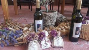 zivljenje 04.07.13. vino in cesen, foto: neznan