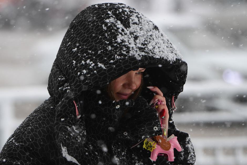 telefon, sneg | Avtor: Profimedia