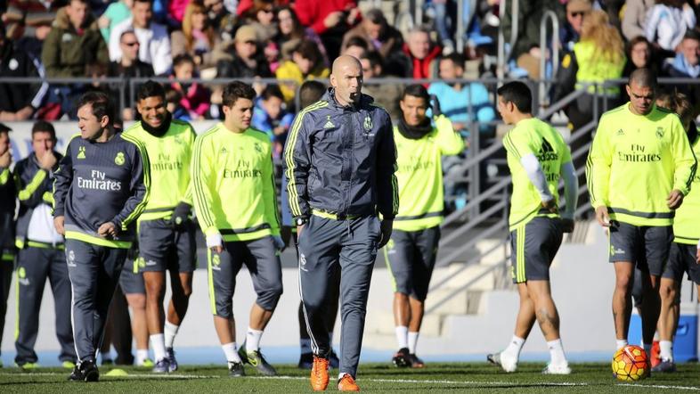 zinedine zidane real madrid trening