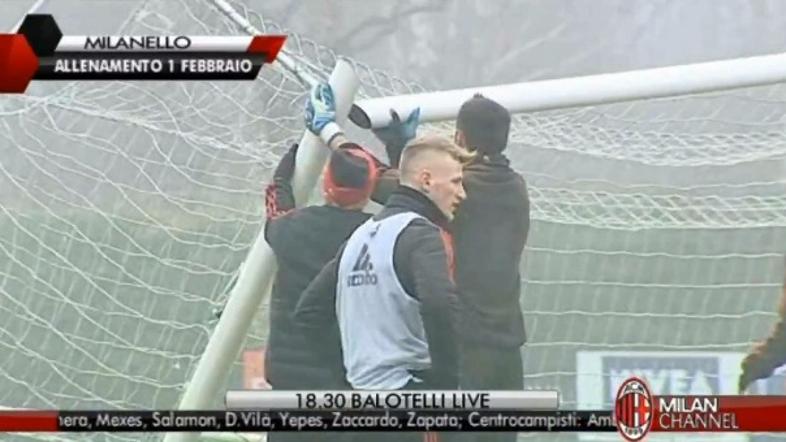 Abate niang Milanello trening vratnica prečka okvir gola