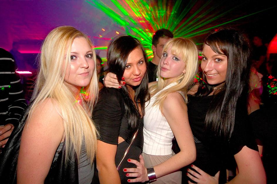 Fetish party v Bachusu