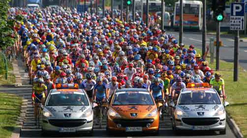 Upanja organizatorjev so se izpolnila - prišlo je rekordno število kolesarjev.