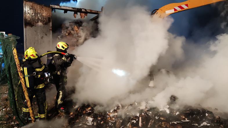 pgd nova gorica, gasilci