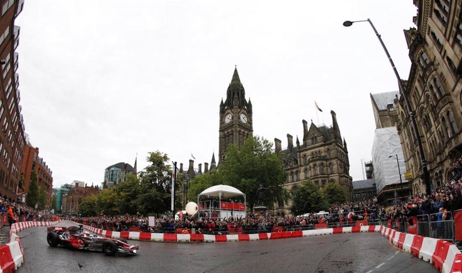 jenson button mclaren 2011 manchester