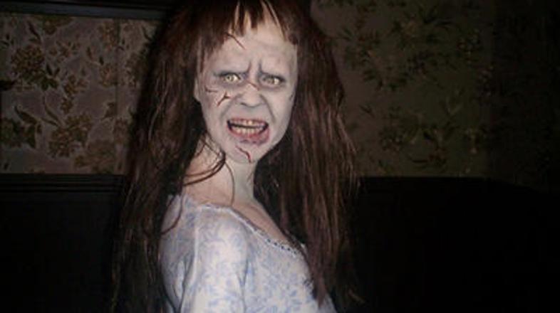 Deklica Regan je s preveč gibčnim vratom strašila že leta 1973.