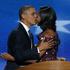 Barack in Michelle Obama